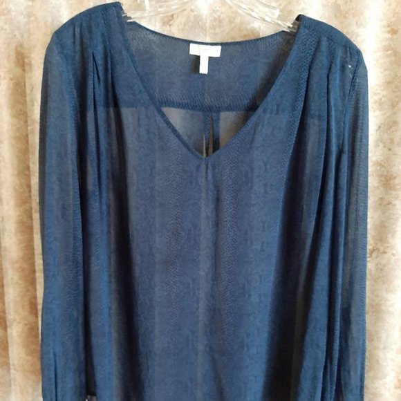 Blue tone on tone snakeskin print blouse size Med - Picture 1 of 6